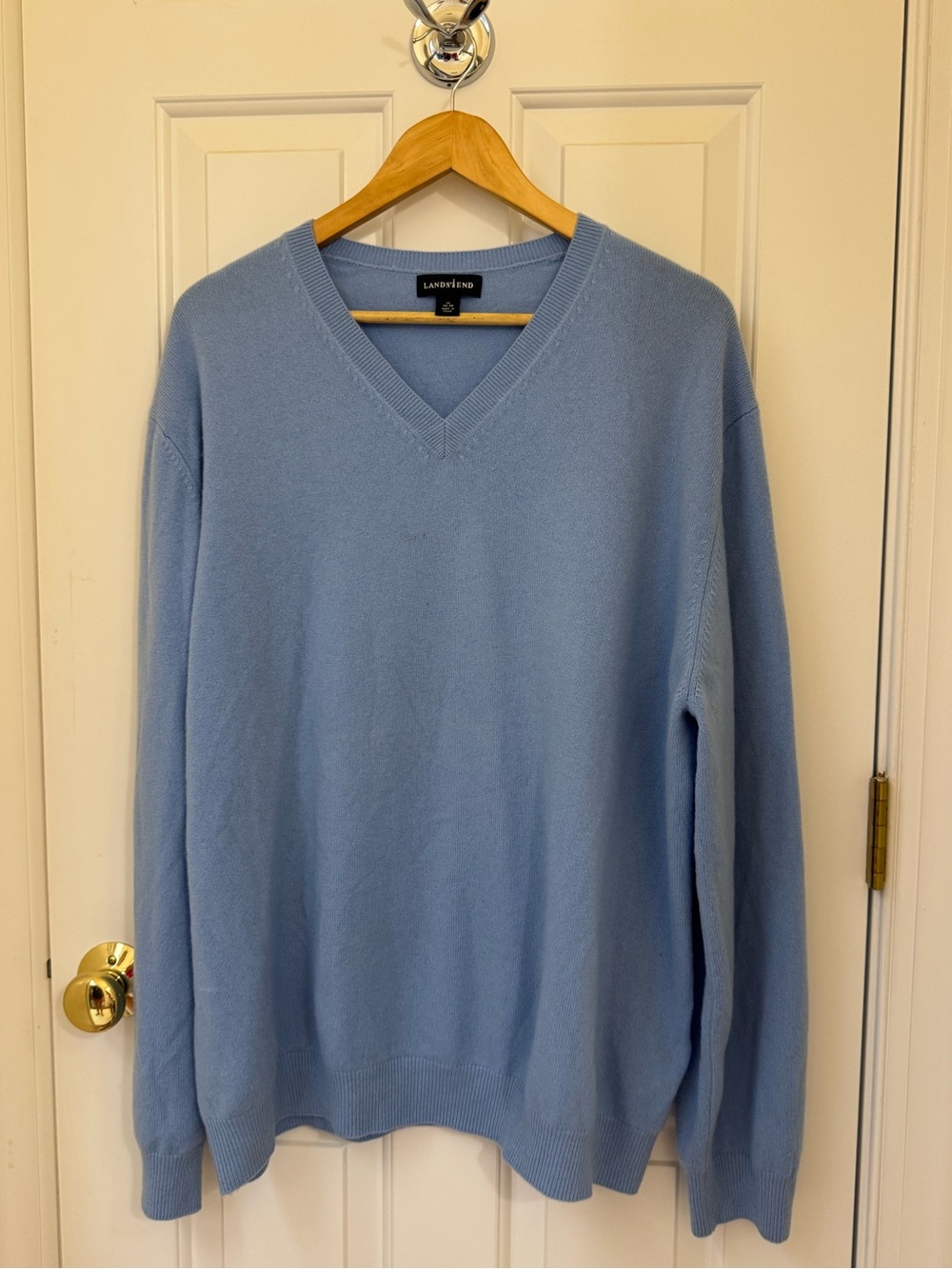 Lands' End Men's V-Neck Sweater in Sky Blue